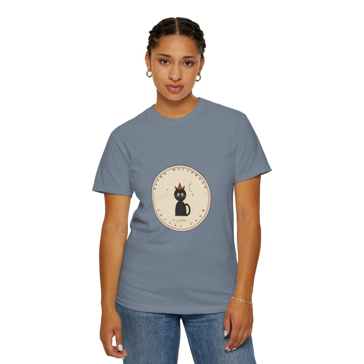 Retro Social Club T-Shirt | 1930s Mascot Badge Retro Halloween Tee | Gift for Halloween Shoppers - Blue Jean