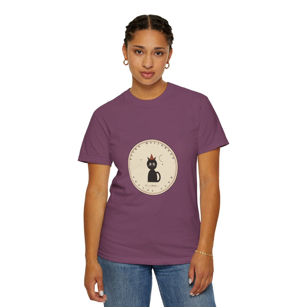 Retro Social Club T-Shirt | 1930s Mascot Badge Retro Halloween Tee | Gift for Halloween Shoppers - Berry